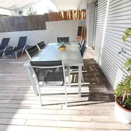 Click & Blue Moon Apartment Salou