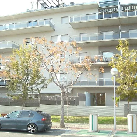 Click & Blue Moon Apartment *