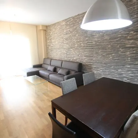 Click & Blue Moon Apartment